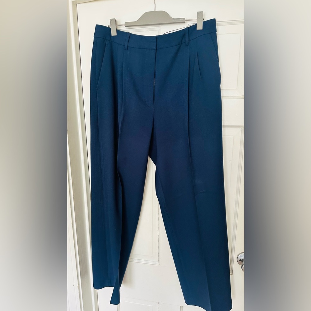 Aritizia The Effortless Pant — Wilfred